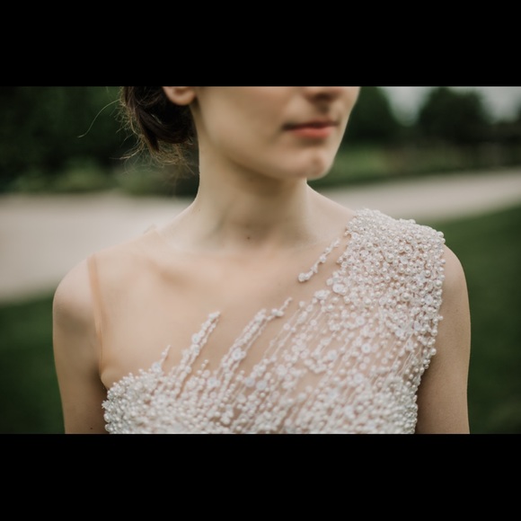 Lorenzo Rossi Wedding Dress - Picture 6 of 7